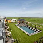 Luxus Ruegen Residenz Kubitzer Bodden Apart Otel Rambin