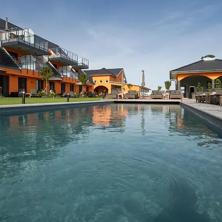 Lägenhetshotell Luxus Ruegen Residenz Kubitzer Bodden 4*