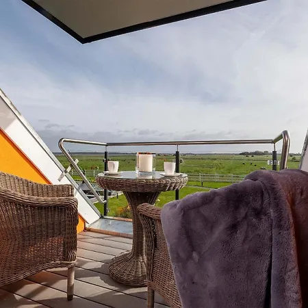 Lägenhetshotell Luxus Ruegen Residenz Kubitzer Bodden 4*